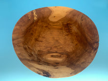 Load image into Gallery viewer, Apple Medium bowl